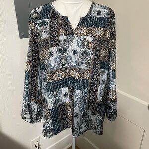 Elegant Patterned Women's Blouse